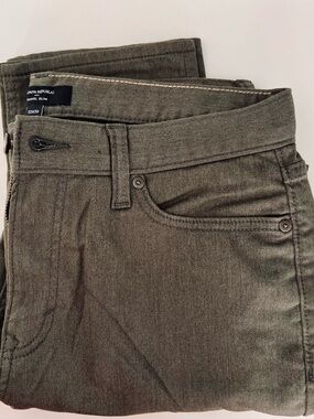 Banana Republic Travel Slim Jeans in Olive
